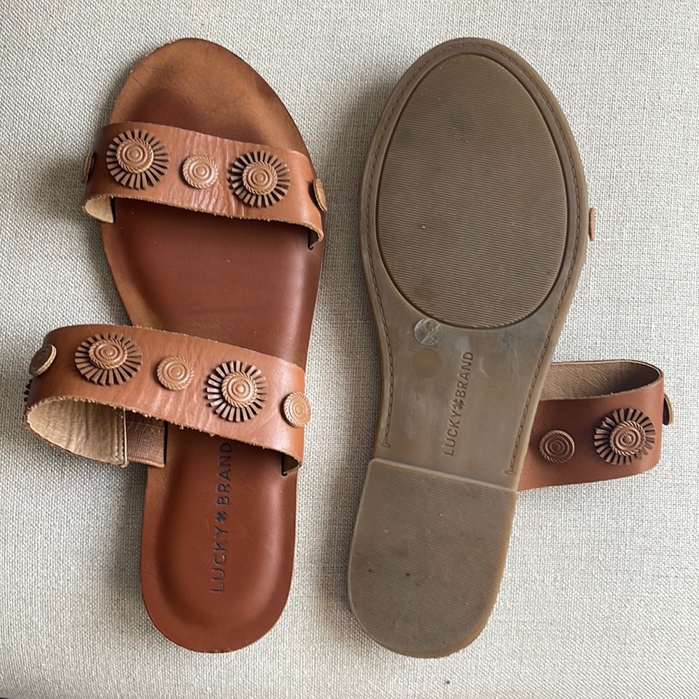 Lucky brand hobo sandals